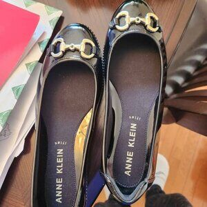 Anne Klein Iflex Black Patent Flats